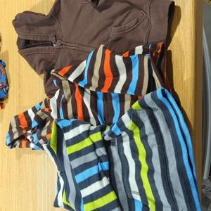 3t Hoodie Sweatshirt lot
